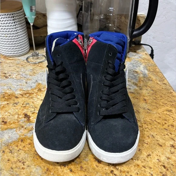 Nike Blazer Mid 77 size 8 - Picture 2 of 9